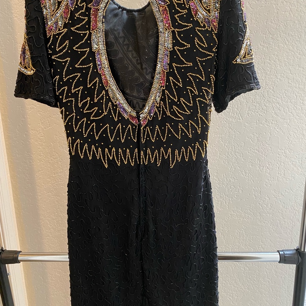 Sequin cocktail dress with embellishments - Picture 7 of 8
